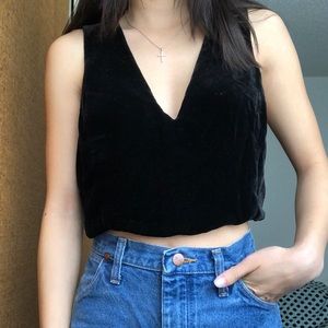 Wilfred Velvet Cropped V-Tank